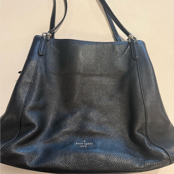 Multiple brands/purses - Picture 4 of 11